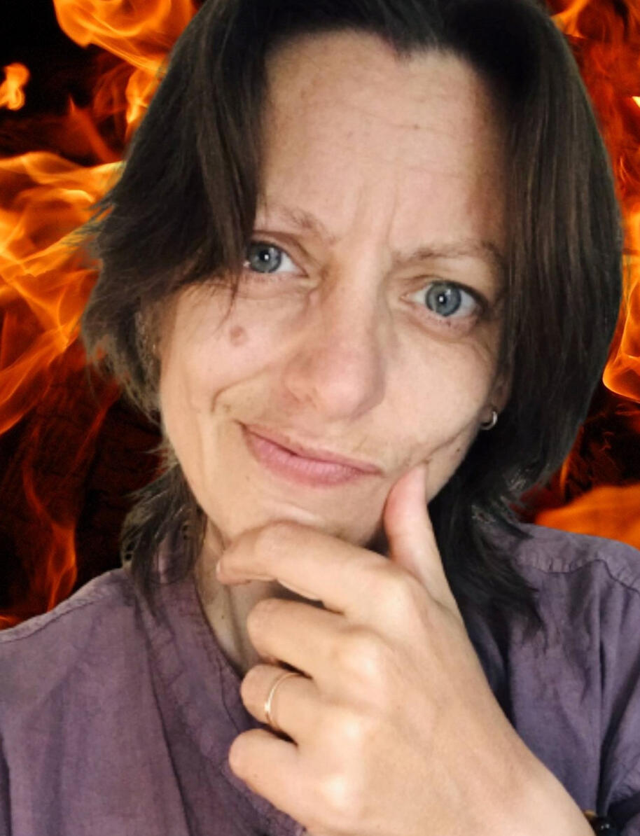 Aleyx Cham Marketing & Copywriting